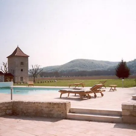 Le Manoir Du Port *
